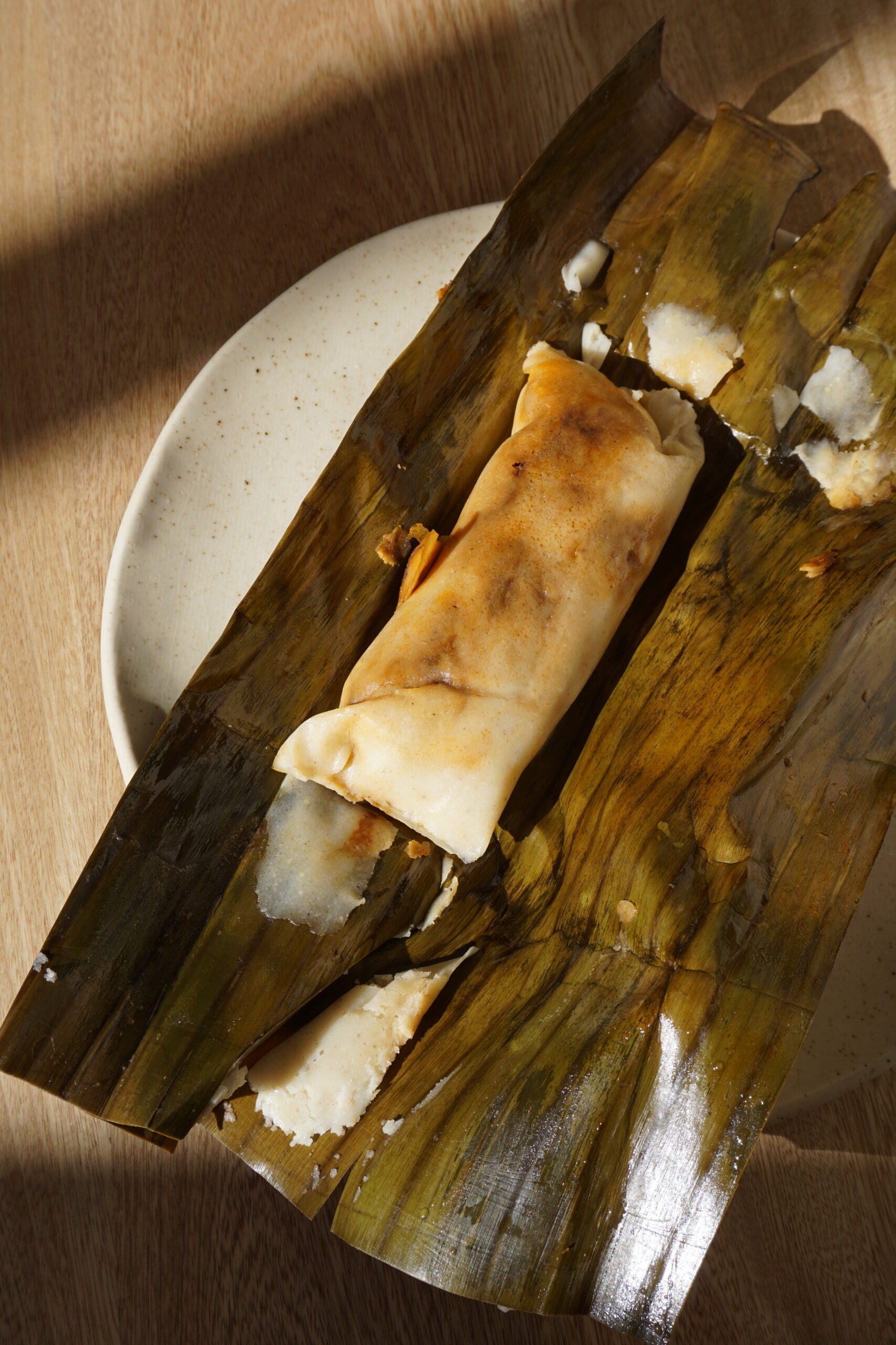 3 Tamales de Pollo con Mole
