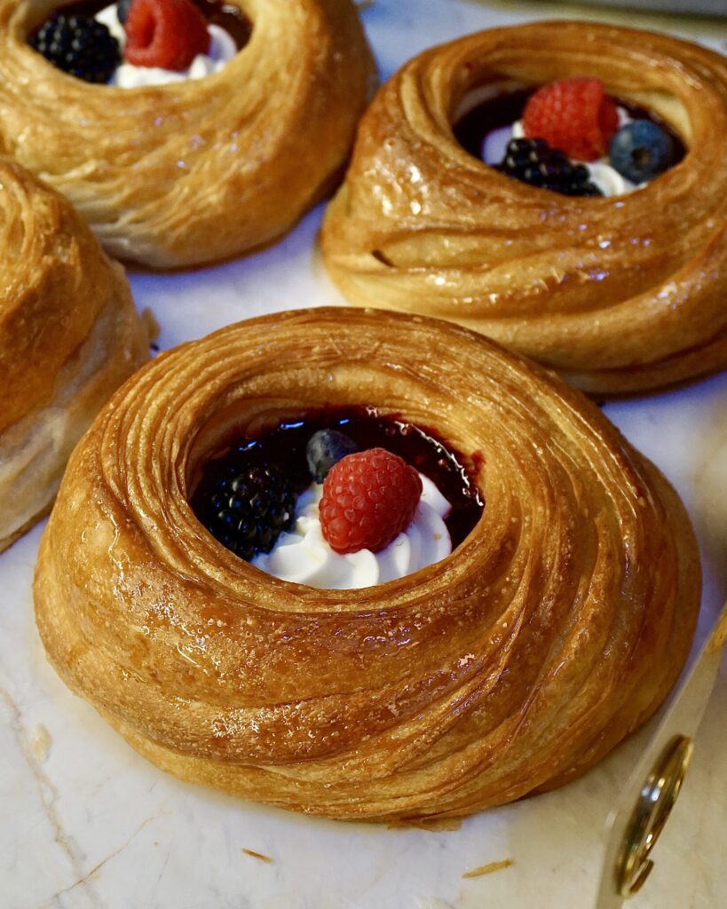 Nido frutos rojos mascarpone
