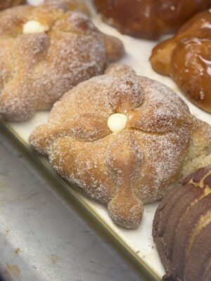 Pan de Muerto Mascarpone